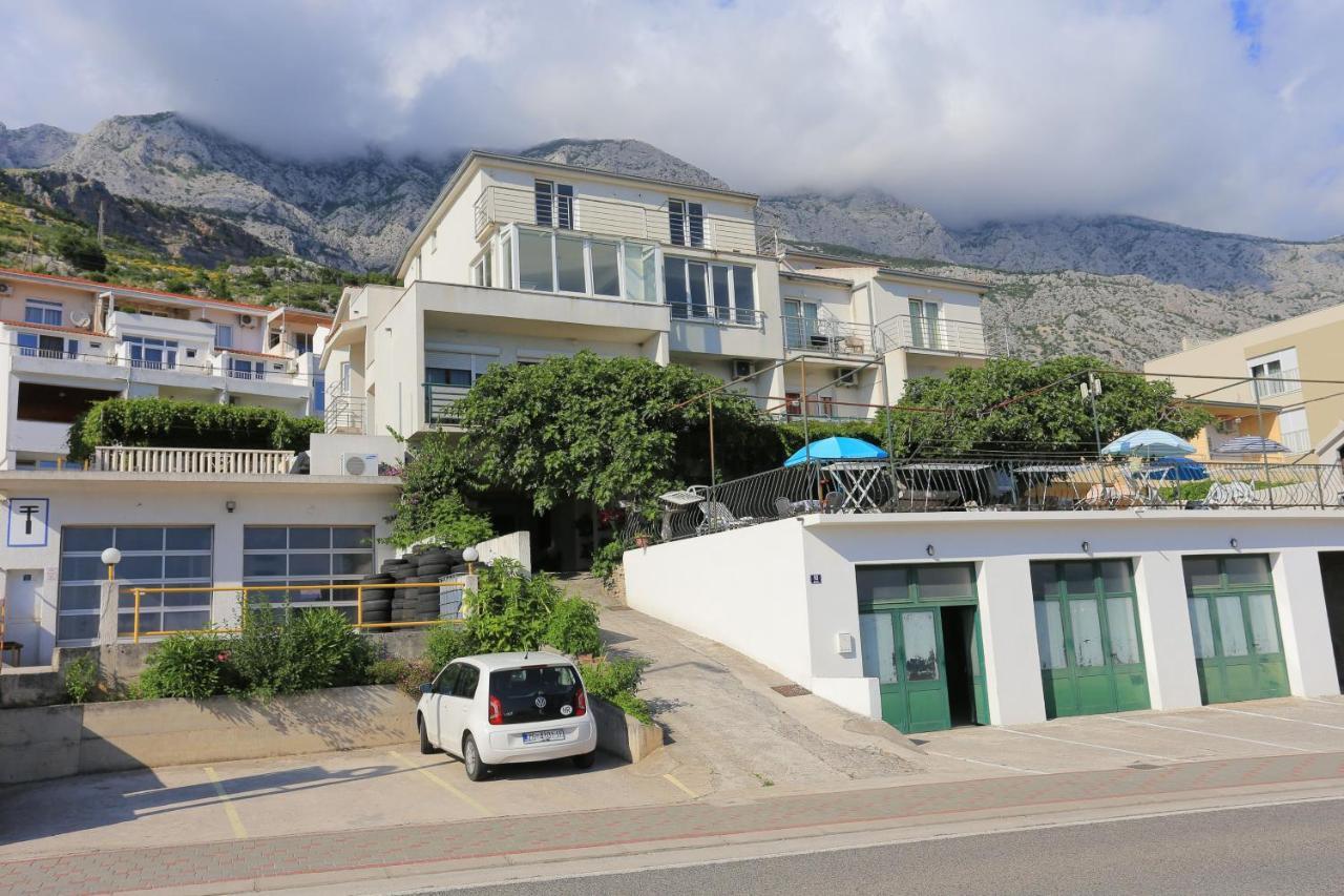 Apartments And Rooms With Parking Space Tucepi, Makarska - 5263 Tučepi Exterior foto