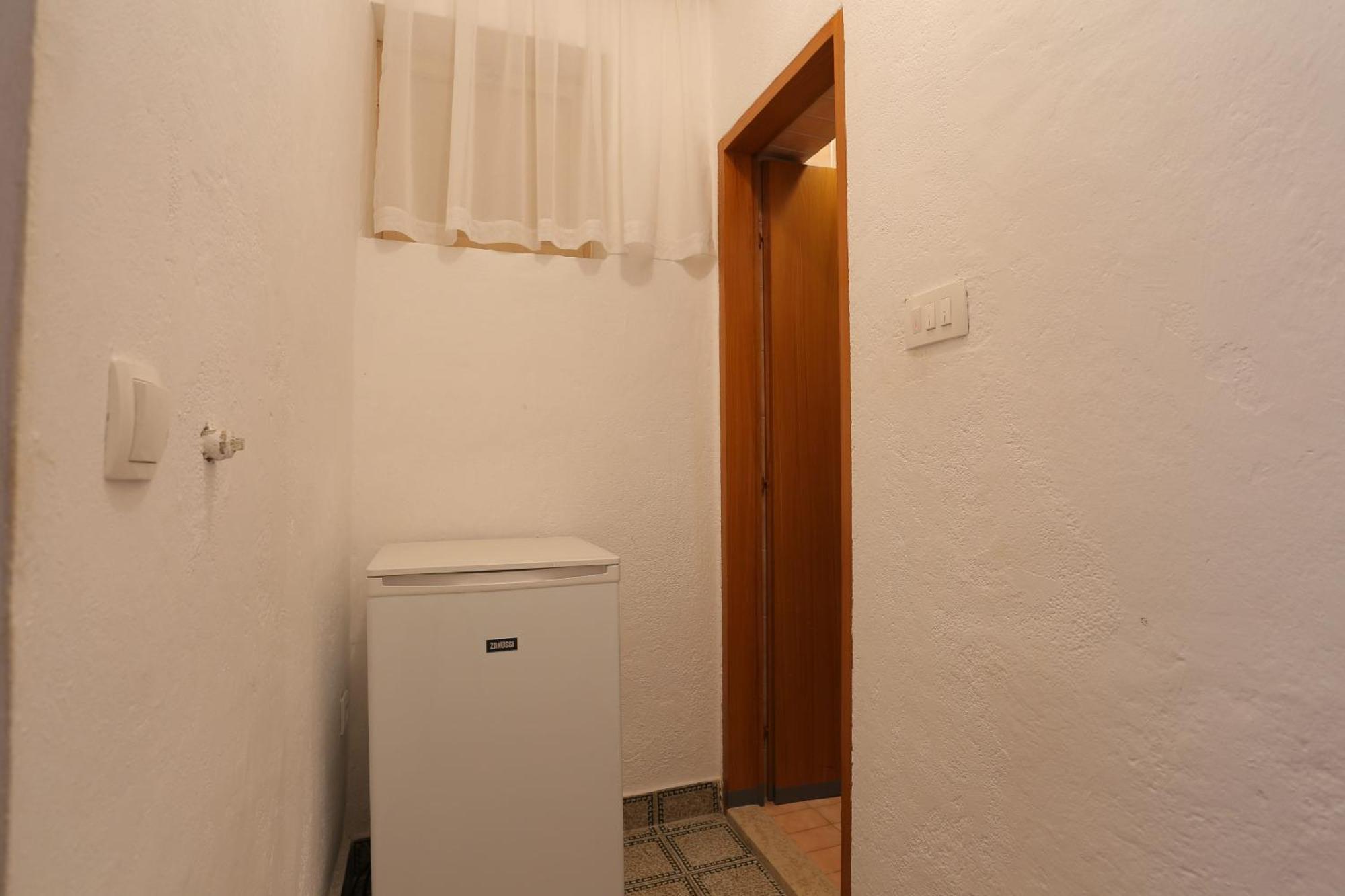 Apartments And Rooms With Parking Space Tucepi, Makarska - 5263 Tučepi Exterior foto