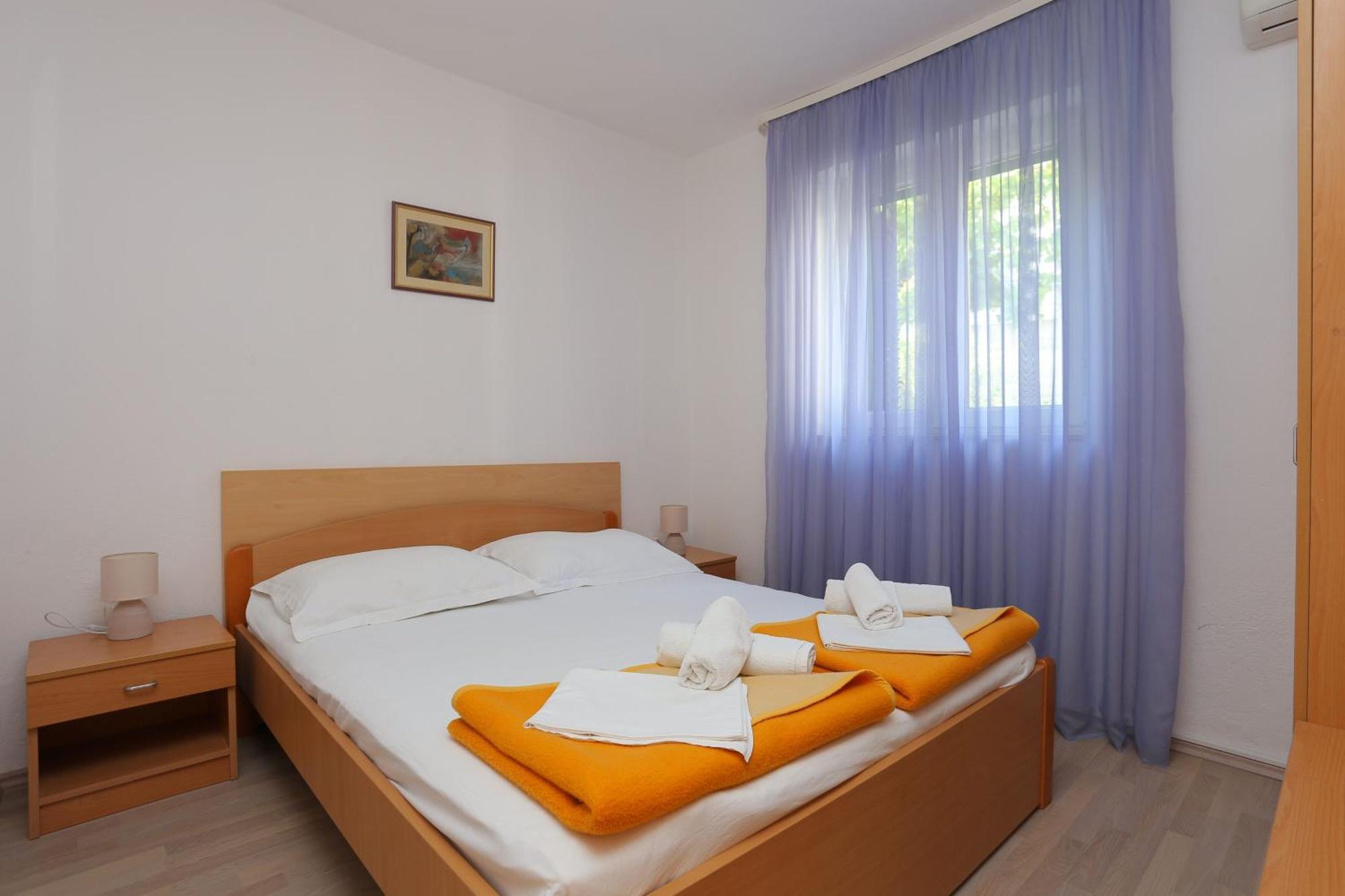 Apartments And Rooms With Parking Space Tucepi, Makarska - 5263 Tučepi Exterior foto