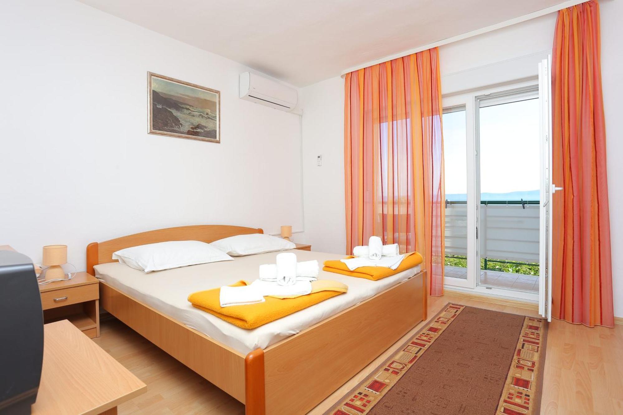 Apartments And Rooms With Parking Space Tucepi, Makarska - 5263 Tučepi Exterior foto